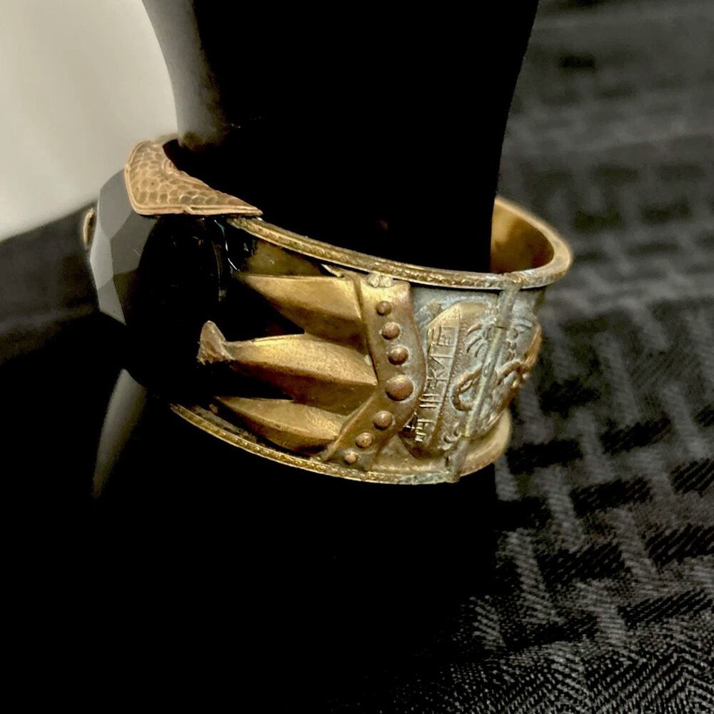 Vintage Wide Brass Tribal Ethnic Arm Cuff Bangle Bracelet Black Stone Cabochon - Picture 2 of 8